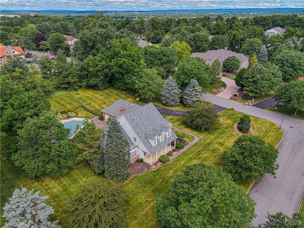 3475 Manor Road Bethlehem, PA 18020 - Photo 6 of 50 Gallery Image 6