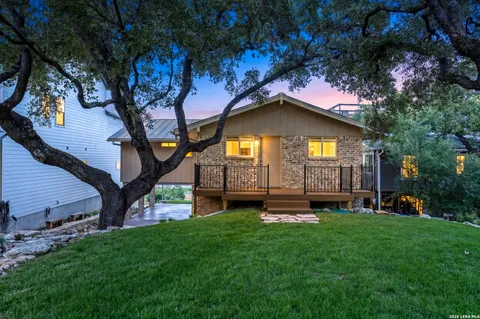 $849,000 | 1482 Stagecoach Drive, Canyon Lake, TX 78133