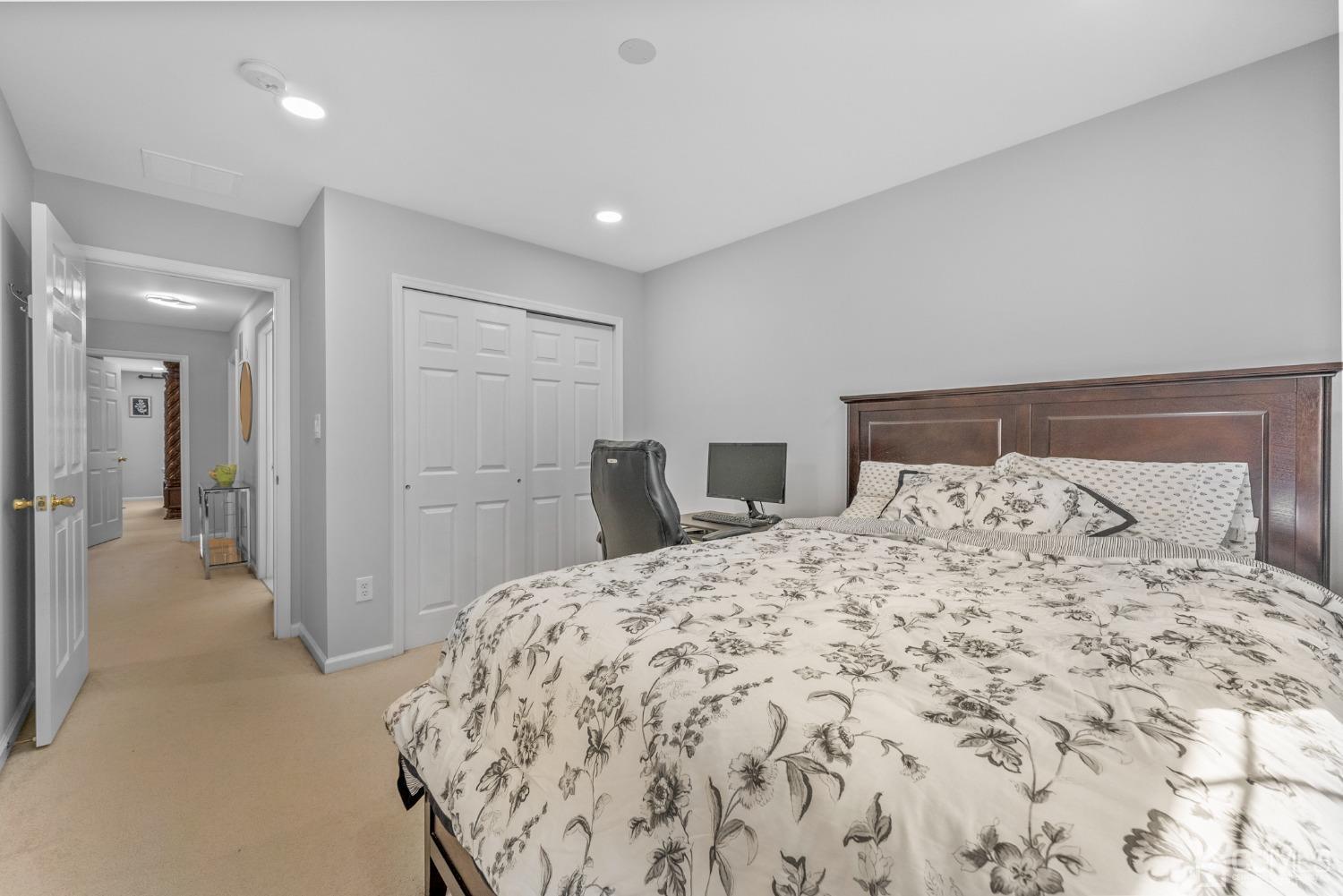 115 Warwick Road West Windsor, NJ 08550 - Photo 20 of 46 Gallery Image 20