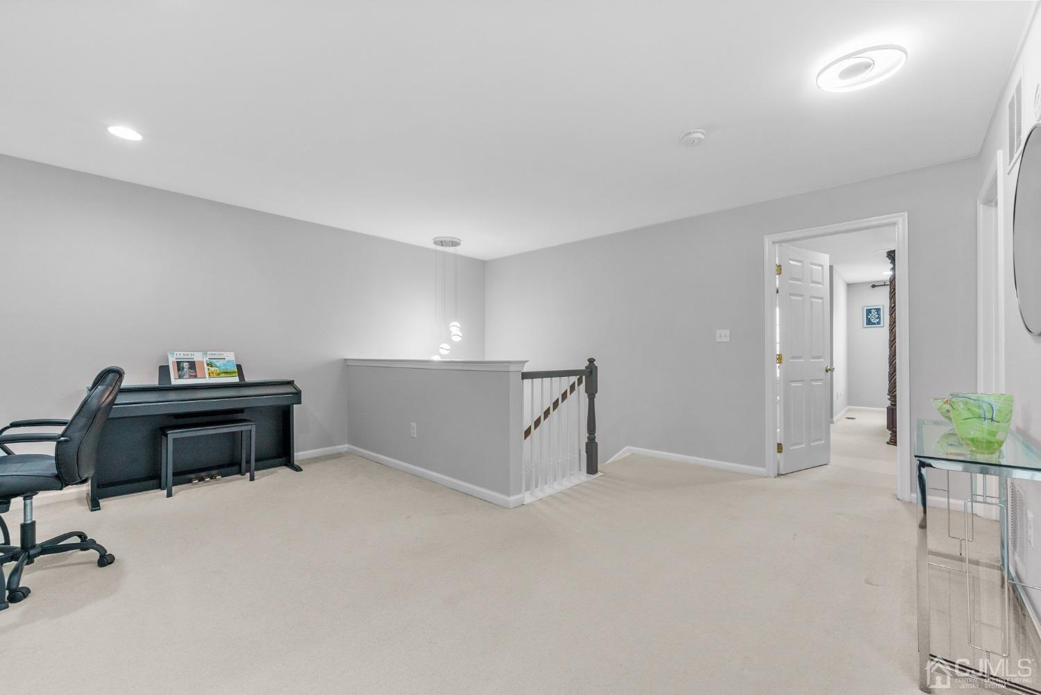 115 Warwick Road West Windsor, NJ 08550 - Photo 22 of 46 Gallery Image 22