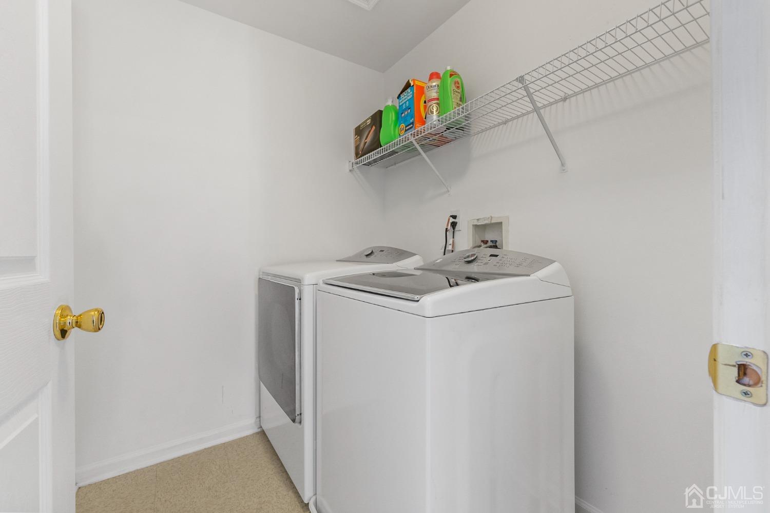 115 Warwick Road West Windsor, NJ 08550 - Photo 24 of 46 Gallery Image 24