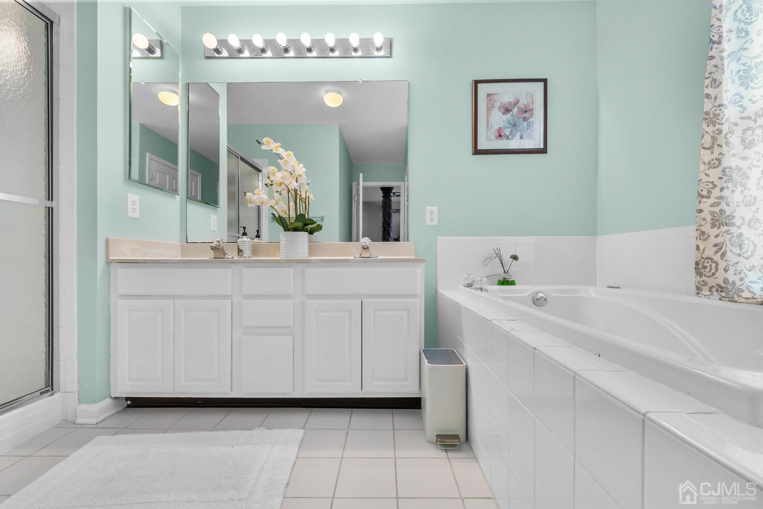 115 Warwick Road West Windsor, NJ 08550 - Photo 28 of 46 Gallery Image 28
