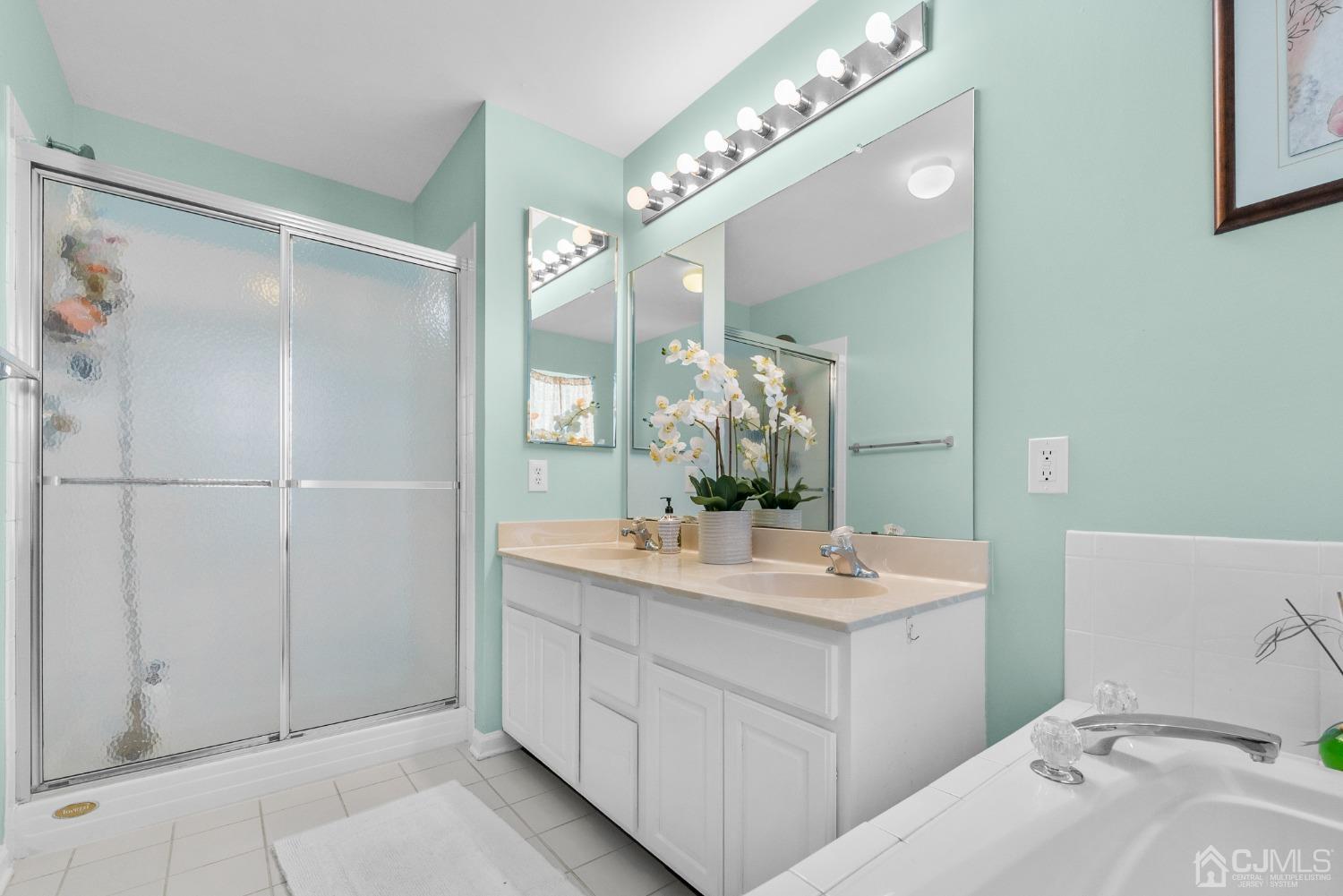 115 Warwick Road West Windsor, NJ 08550 - Photo 29 of 46 Gallery Image 29