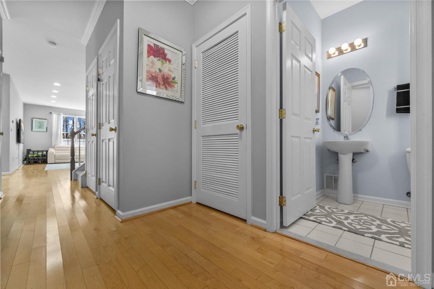 115 Warwick Road West Windsor, NJ 08550 - Photo 33 of 46 Gallery Image 33