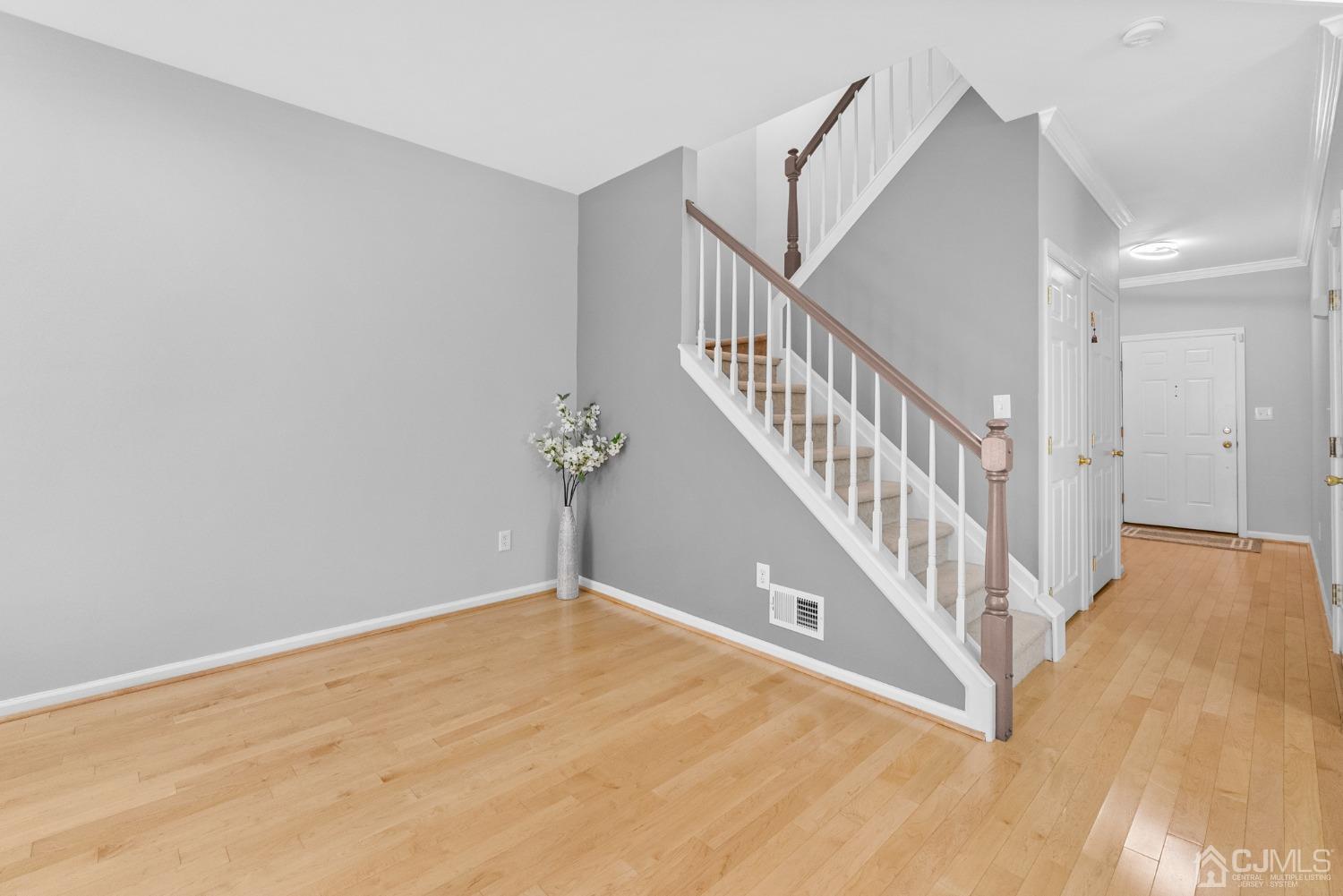 115 Warwick Road West Windsor, NJ 08550 - Photo 6 of 46 Gallery Image 6