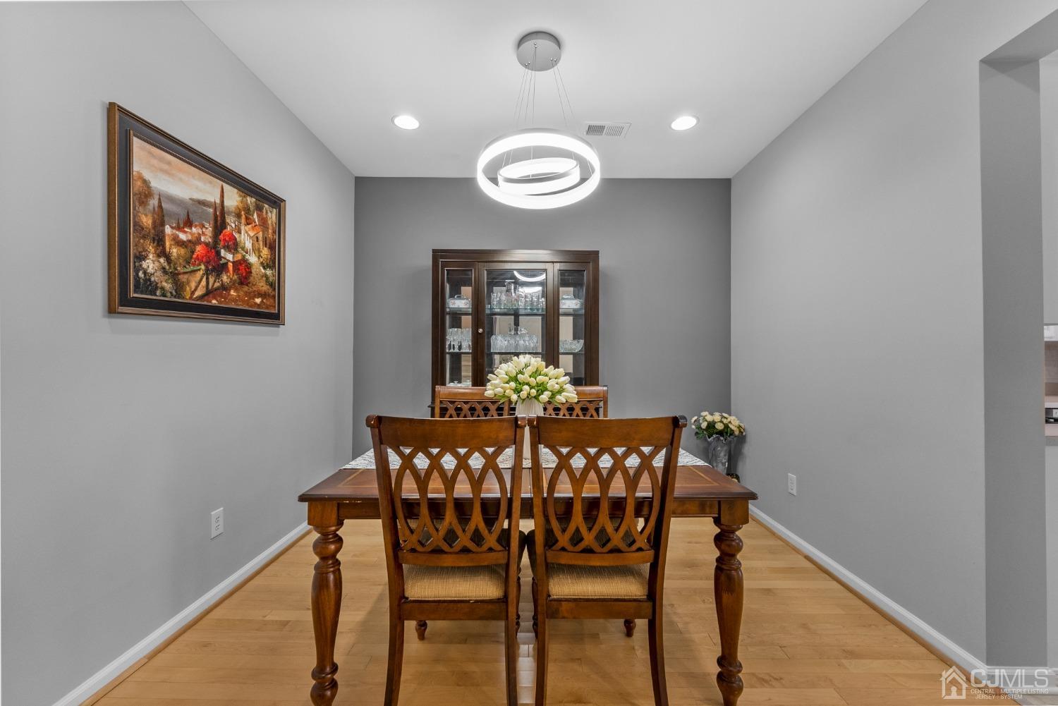 115 Warwick Road West Windsor, NJ 08550 - Photo 10 of 46 Gallery Image 10