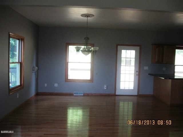 2076 West Morley Road Elizabeth, IL 61028 - Photo 4 of 25 Gallery Image 4