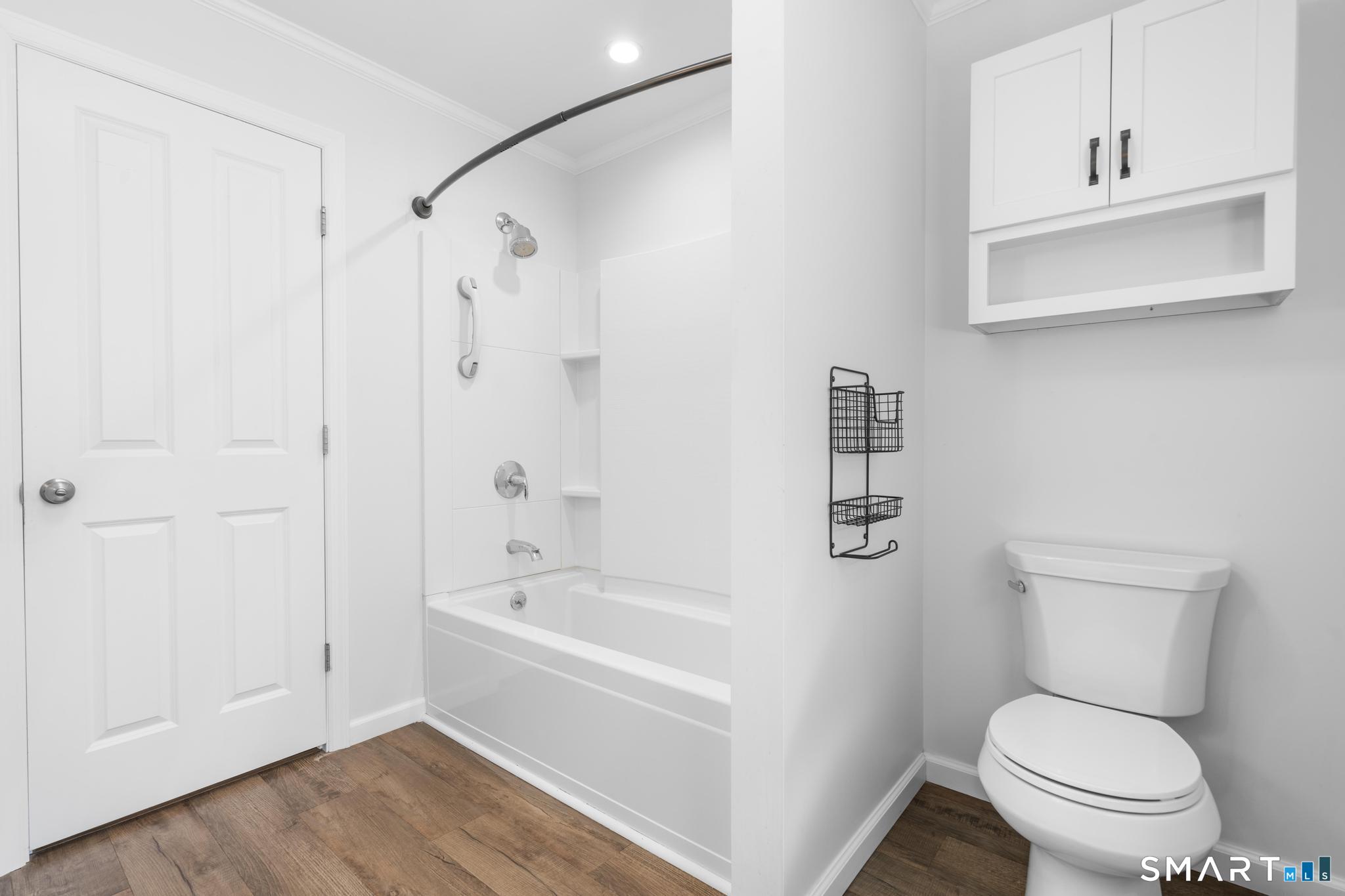 48 Prospect Avenue East Lyme, CT 06357 - Photo 12 of 38