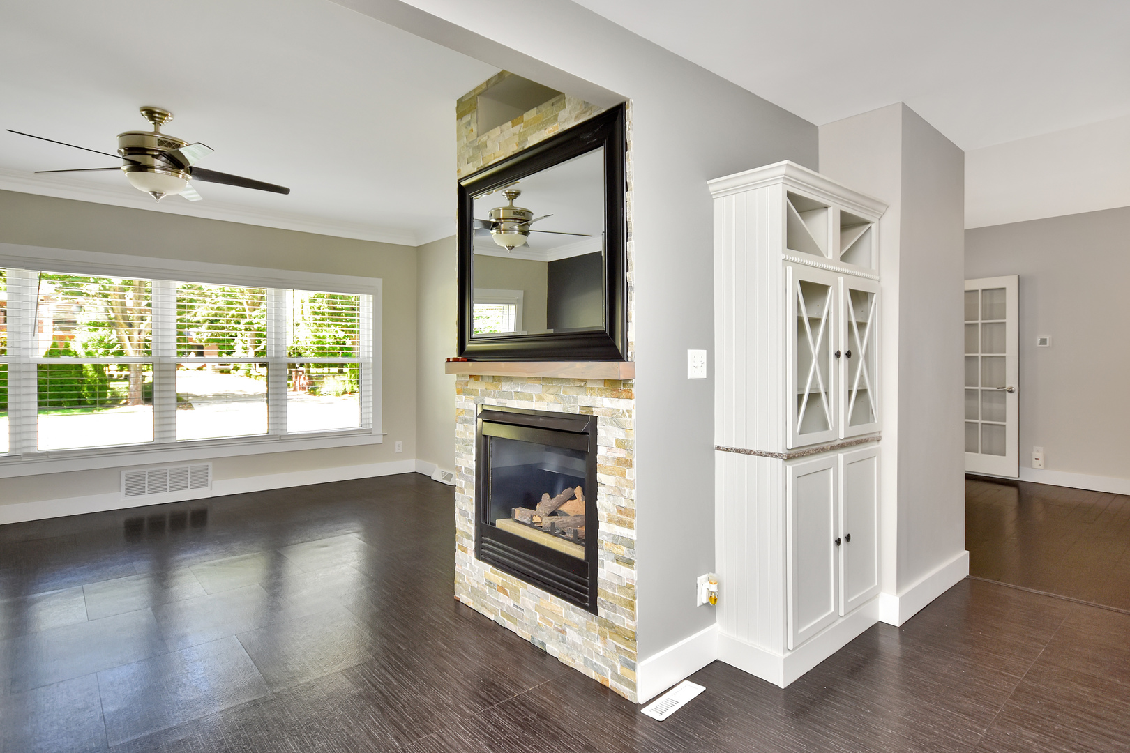 802 South Mercer Avenue Bloomington, IL 61701 - Photo 12 of 63