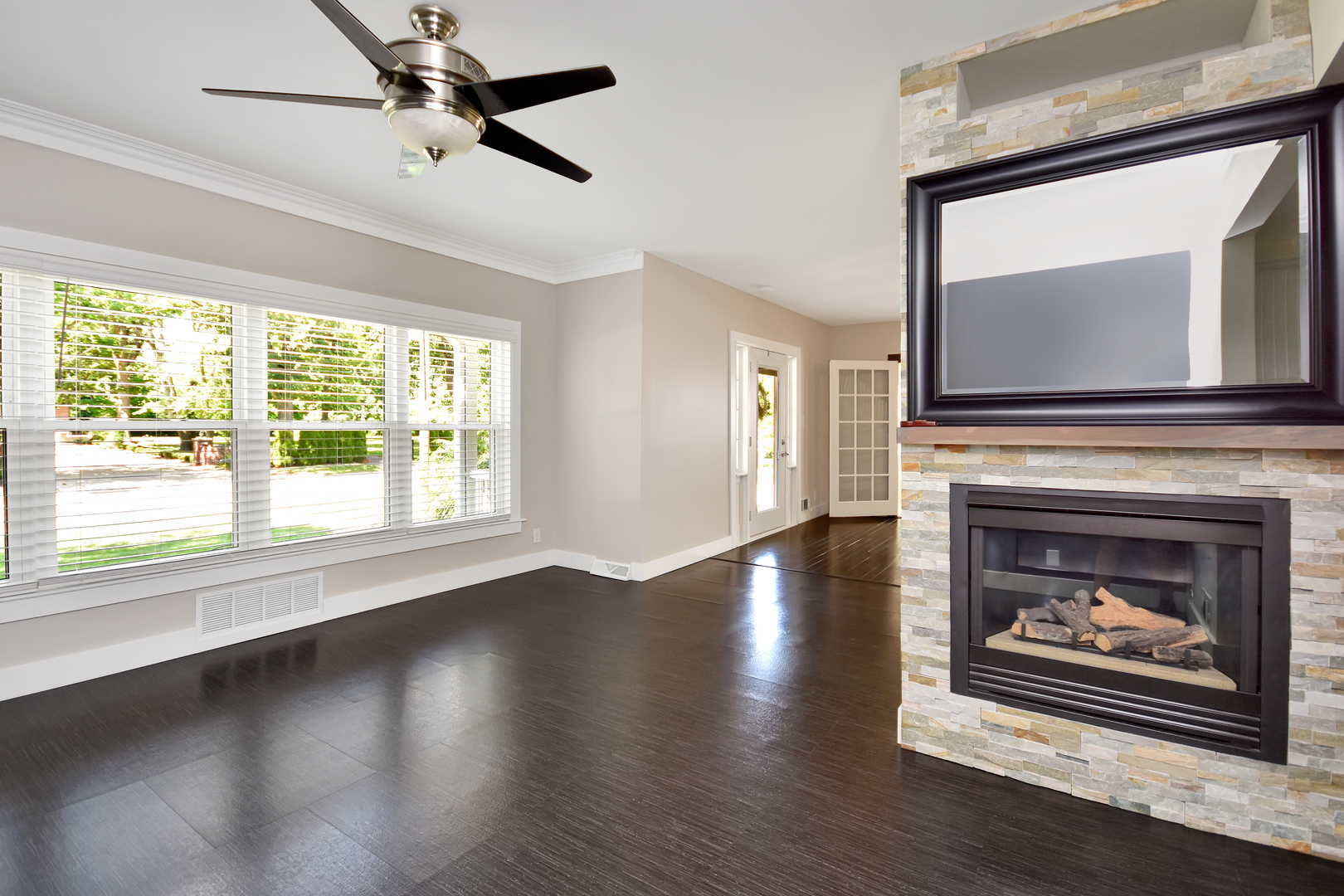 802 South Mercer Avenue Bloomington, IL 61701 - Photo 14 of 63