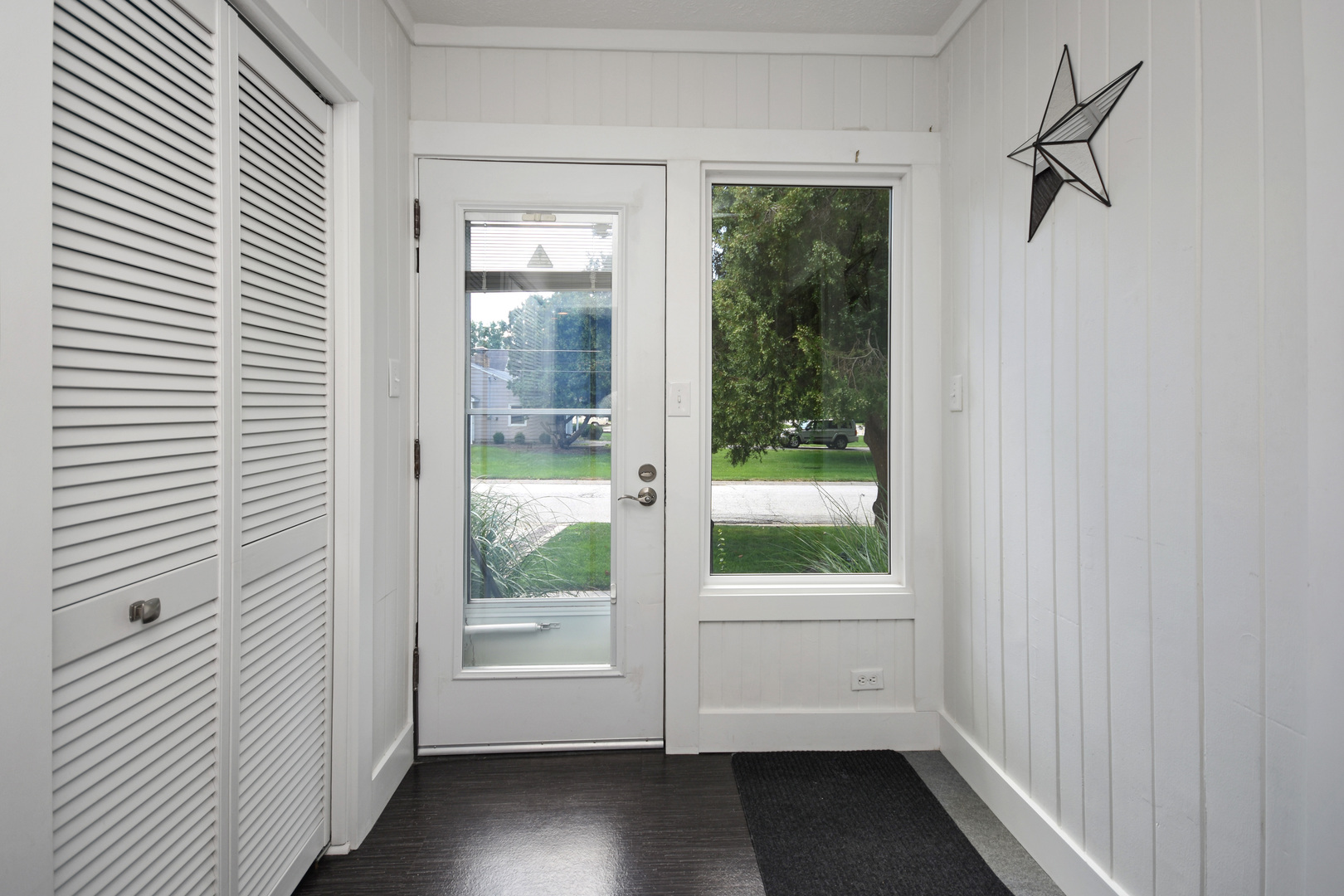 802 South Mercer Avenue Bloomington, IL 61701 - Photo 41 of 75