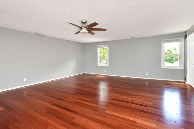 $384,900 | 802 South Mercer Avenue, Bloomington, IL 61701