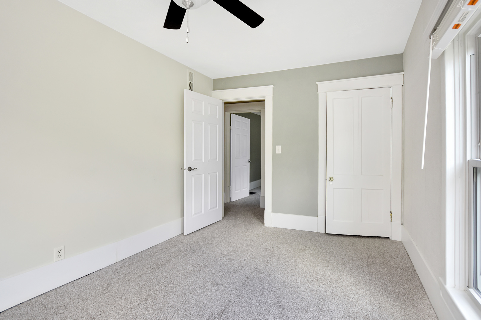 802 South Mercer Avenue Bloomington, IL 61701 - Photo 58 of 75