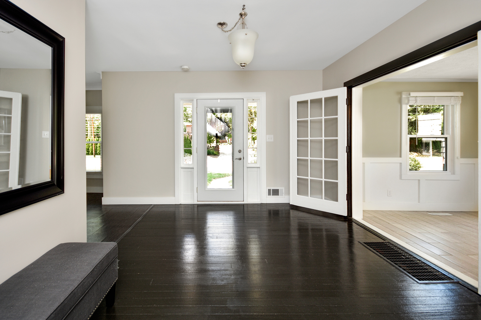 802 South Mercer Avenue Bloomington, IL 61701 - Photo 8 of 63