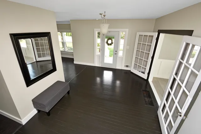 $384,900 | 802 South Mercer Avenue, Bloomington, IL 61701