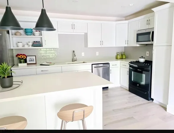$199,900 | 156 Sussex Place, Unit 156, Smithville, NJ 08205