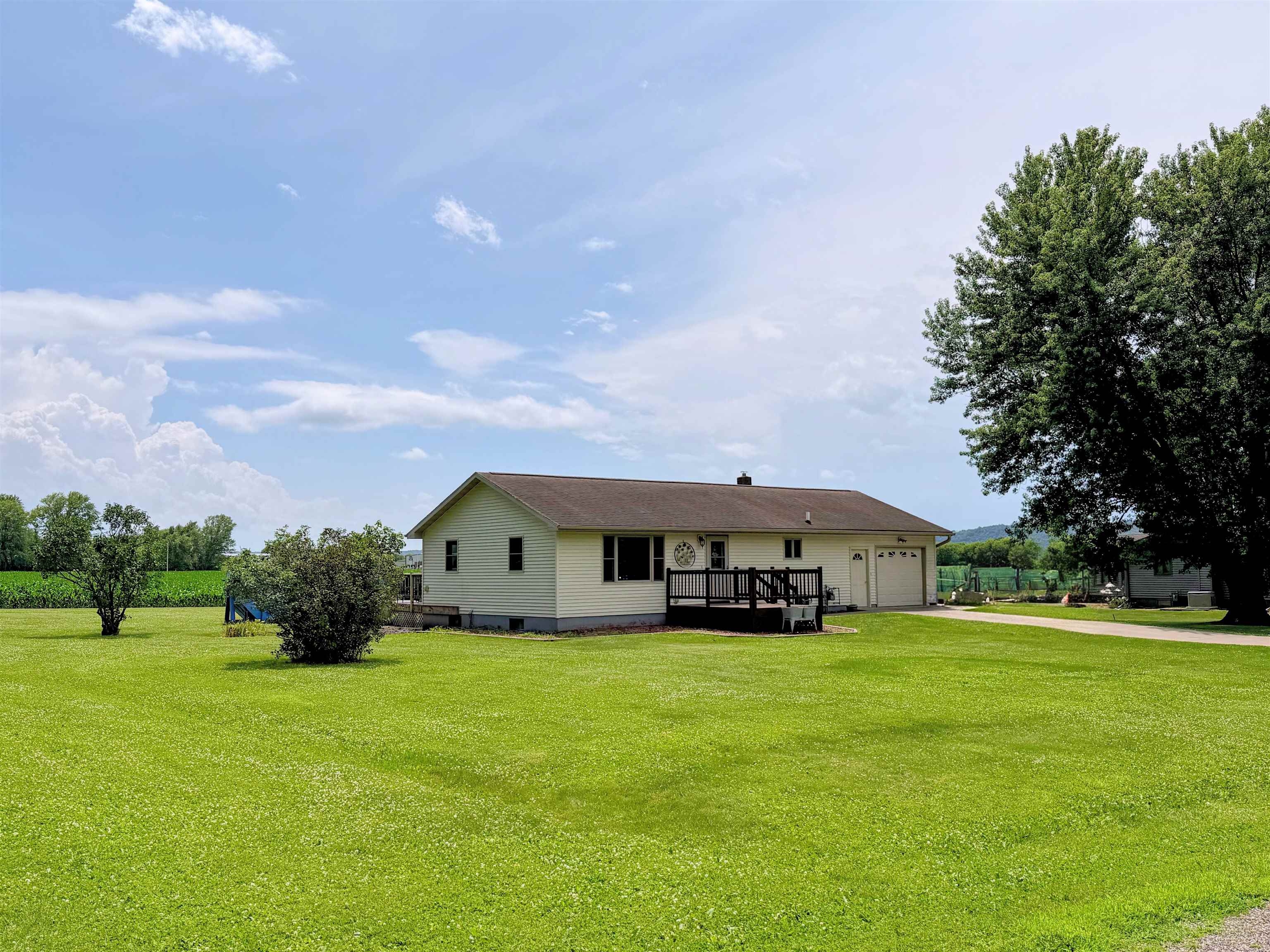 63823 Meadow Lane Prairie du Chien, WI 53821 - Photo 6 of 29