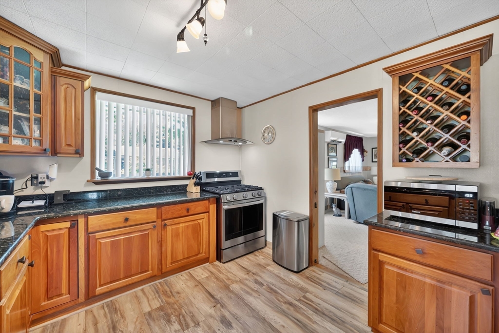 121 Merrill Road Springfield, MA 01119 - Photo 16 of 31