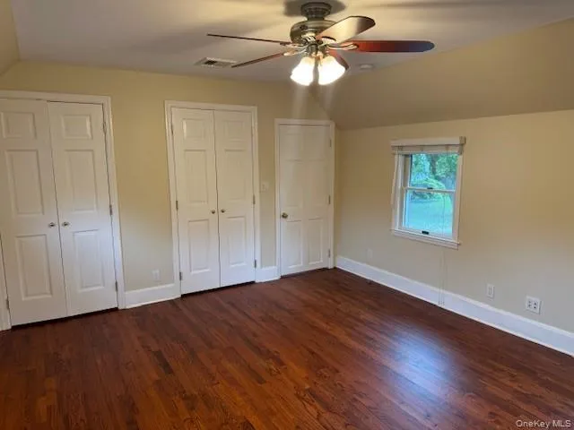 $2,800 | 29 1/2 Woolsey Avenue, Glen Cove, NY 11542