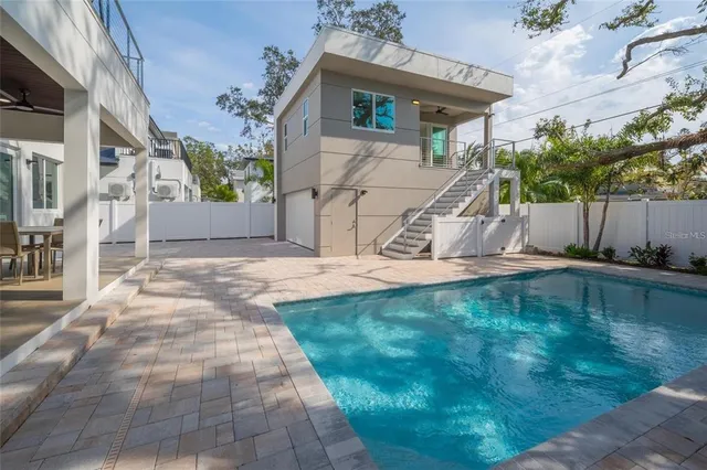 $1,740,000 | 2430 Floyd Street, Sarasota, FL 34239