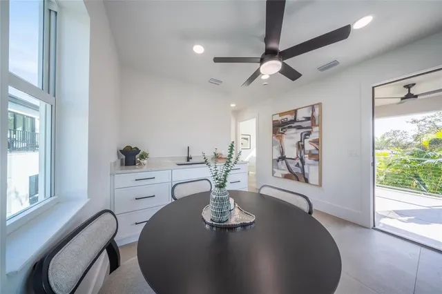 $1,740,000 | 2430 Floyd Street, Sarasota, FL 34239