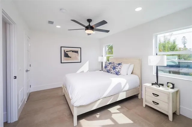 $1,740,000 | 2430 Floyd Street, Sarasota, FL 34239