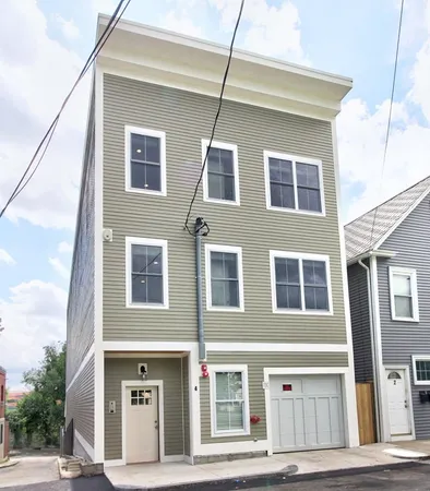 $5,950 | 4 Kemp Street, Unit 4, Boston, MA 02127