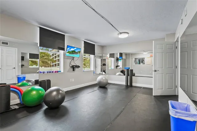 $499,000 | 101 South Gulfstream Avenue, Unit 12C, Sarasota, FL 34236