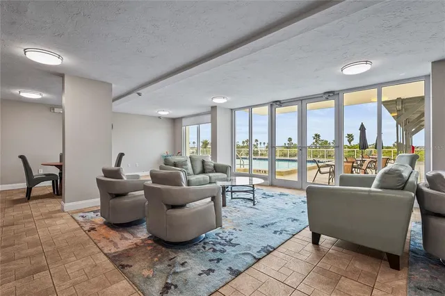 $499,000 | 101 South Gulfstream Avenue, Unit 12C, Sarasota, FL 34236