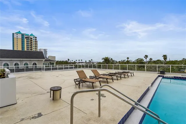 $499,000 | 101 South Gulfstream Avenue, Unit 12C, Sarasota, FL 34236