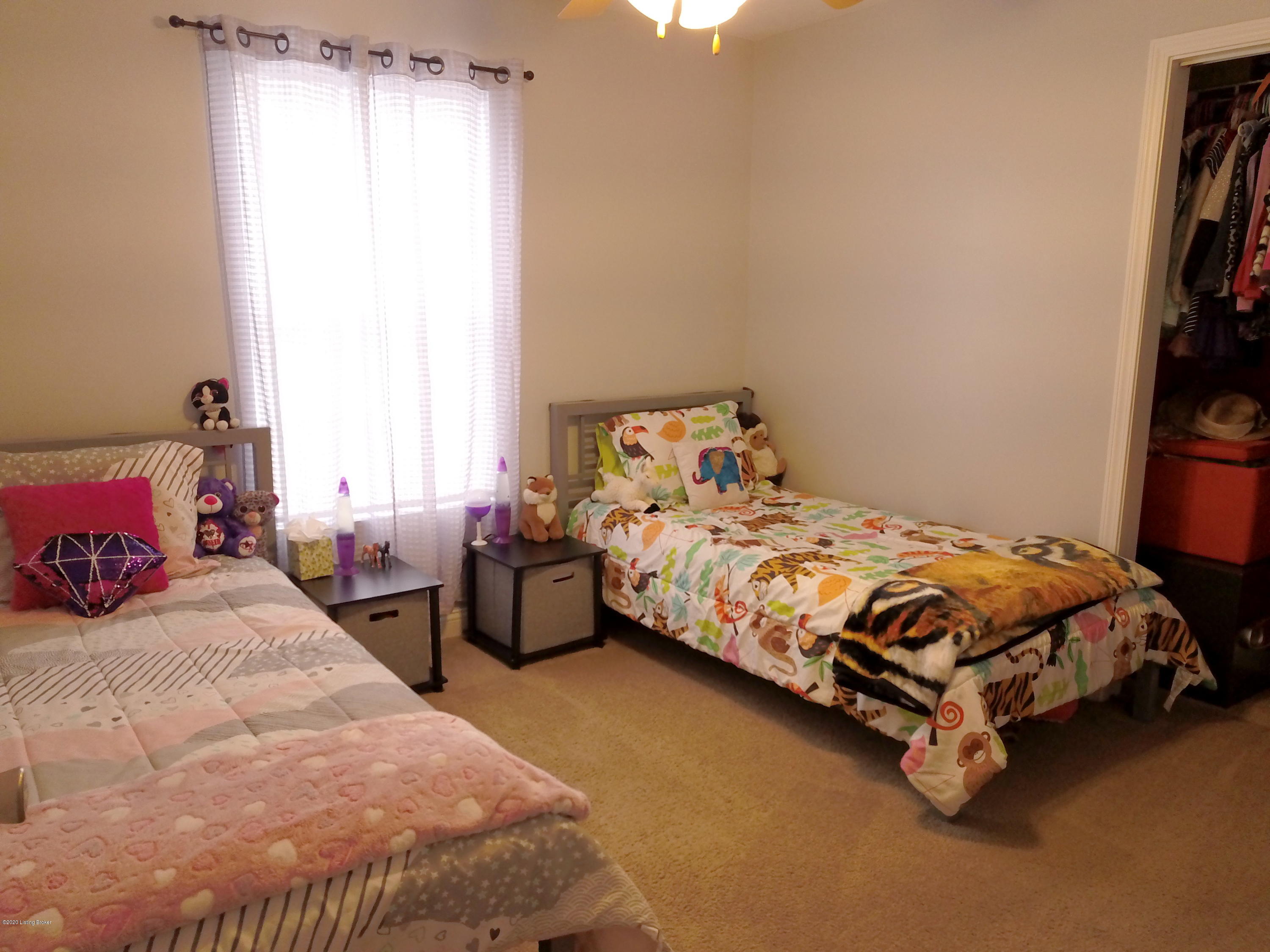 579 Cameron Ridge Road Shepherdsville, KY 40165 - Photo 26 of 39 Bedroom1-1fix