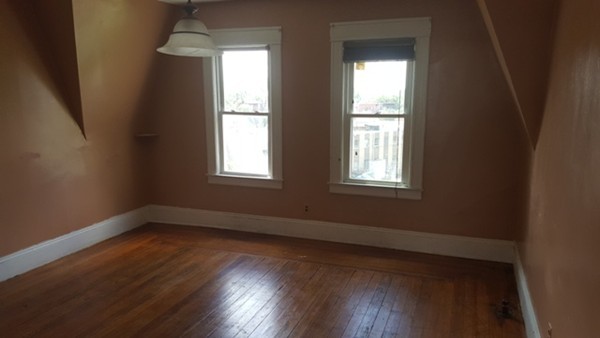 6 Springfield Street Springfield, MA 01107 - Photo 13 of 18 Gallery Image 13