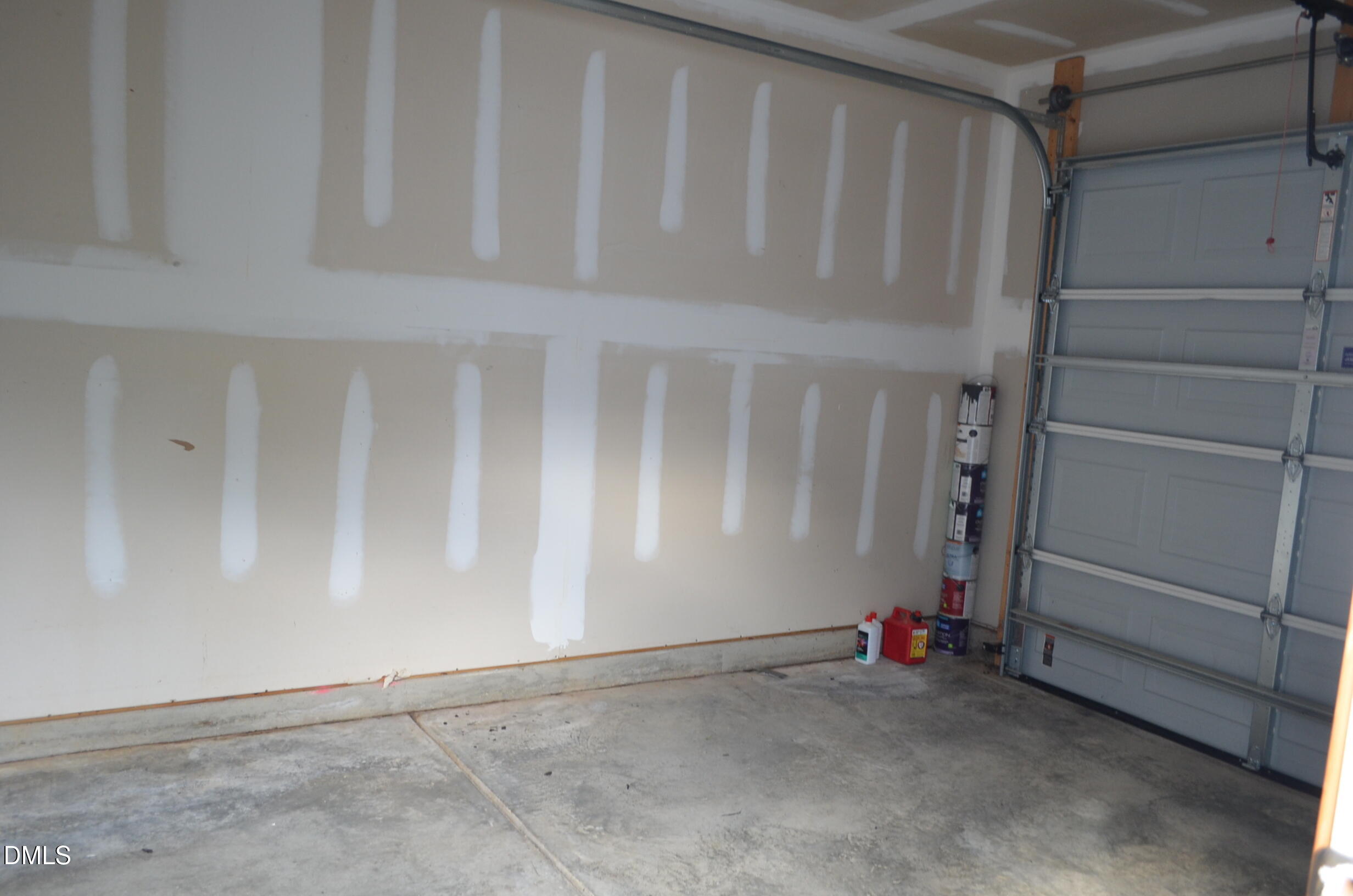 6506 Perry Creek Road, Unit 1103 Raleigh, NC 27616 - Photo 8 of 34 a view of an empty room