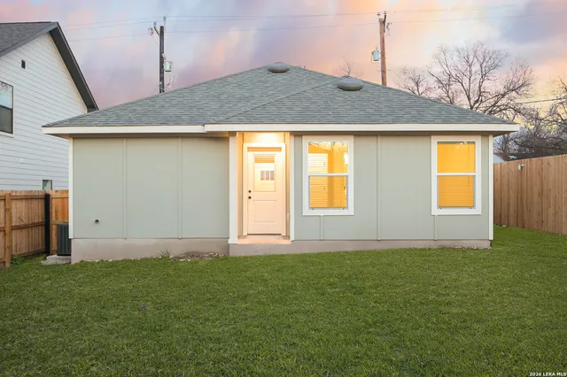 $239,000 | 515 South Grimes Street, San Antonio, TX 78203