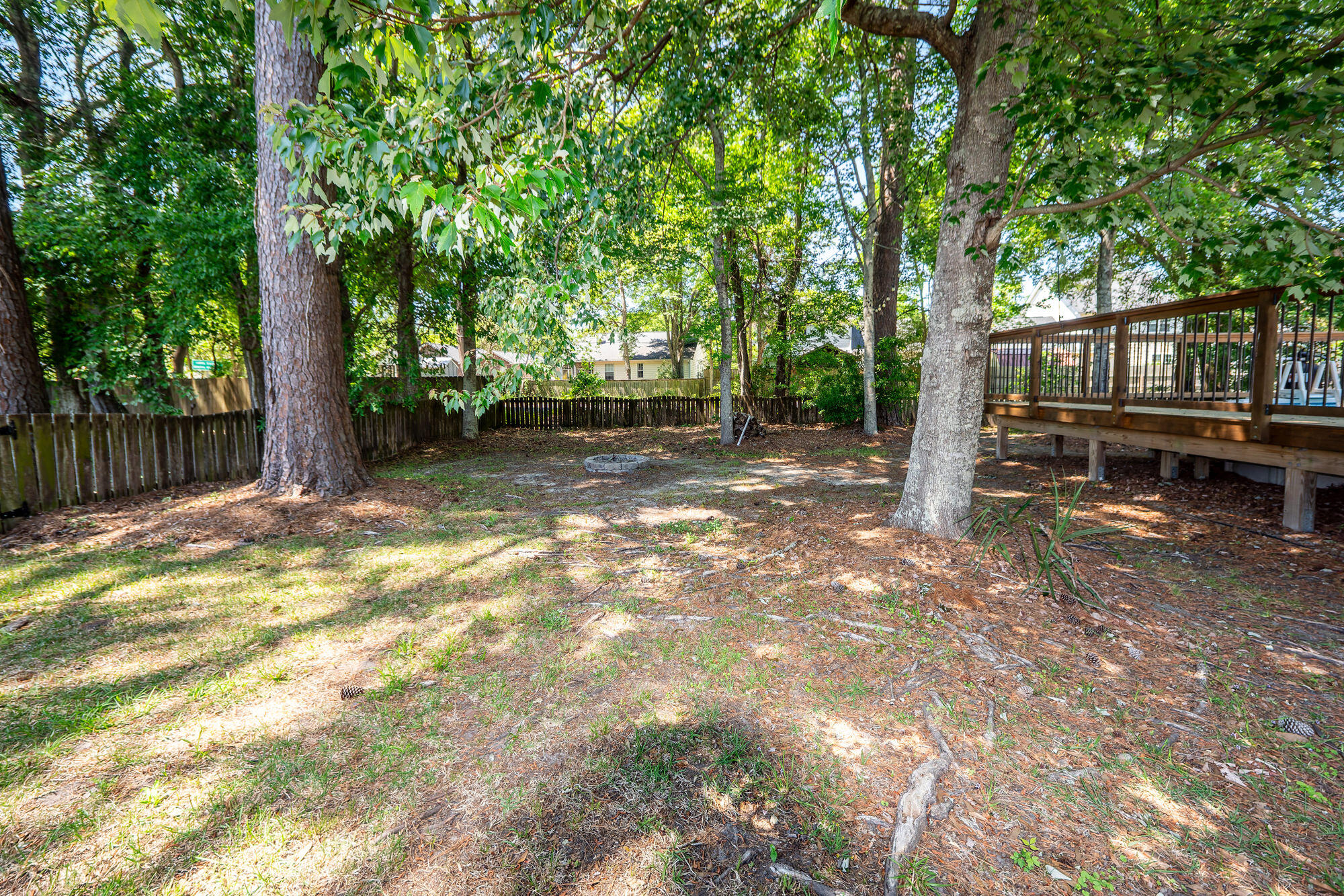 1333 Mapleton Avenue Charleston, SC 29412 - Photo 46 of 56 52