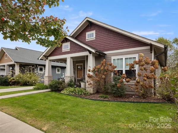 $559,000 | 32 Bungalow Way, Brevard, NC 28712