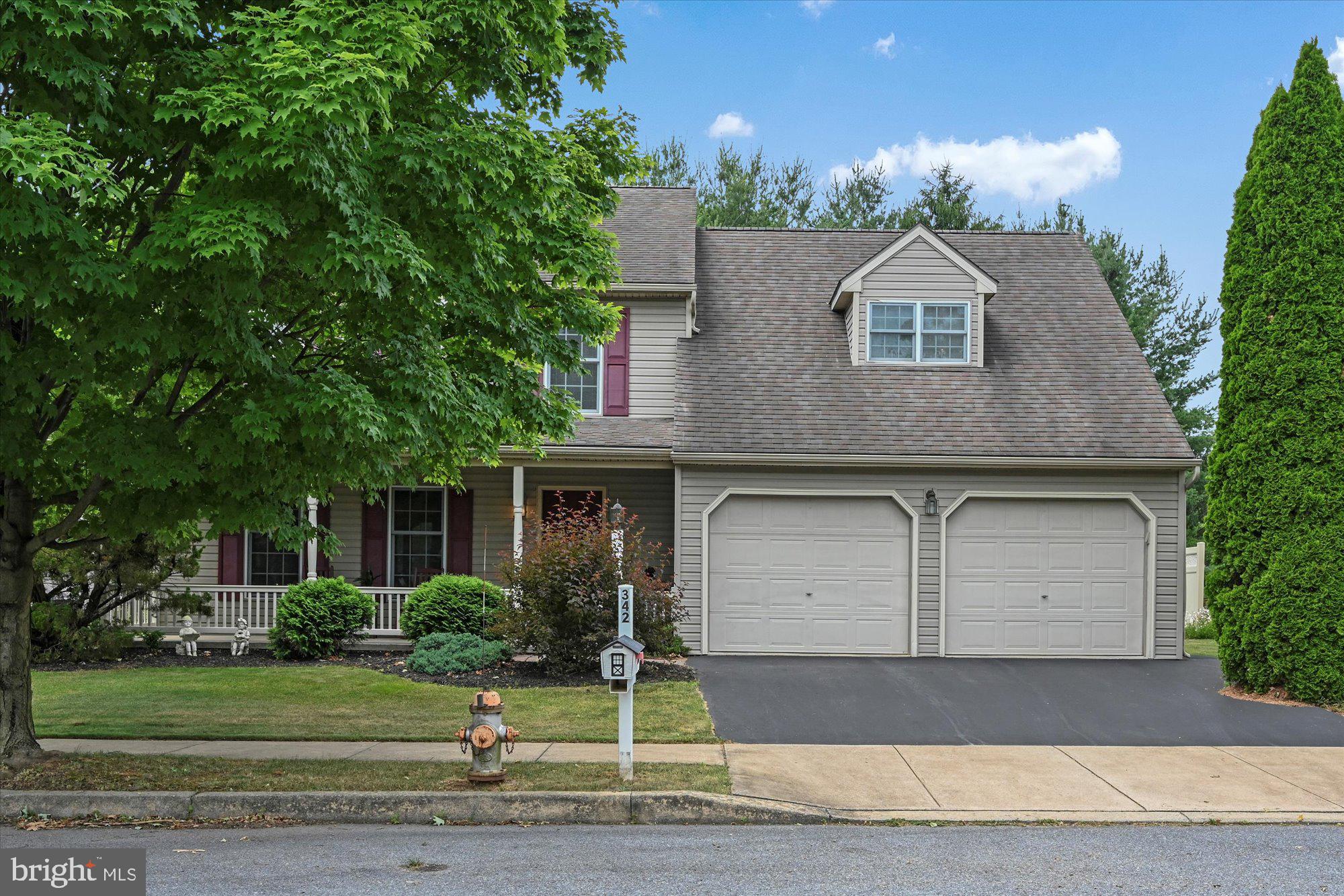 342 Balmer Road Lititz, PA 17543 - Photo 3 of 33