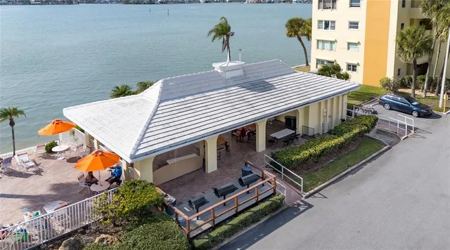 $2,550 | 4775 Cove Circle, Unit 1002, Madeira Beach, FL 33708