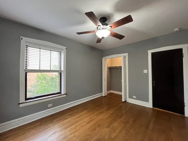 $2,400 | 623 Washington Boulevard, Unit 2N, Oak Park, IL 60302