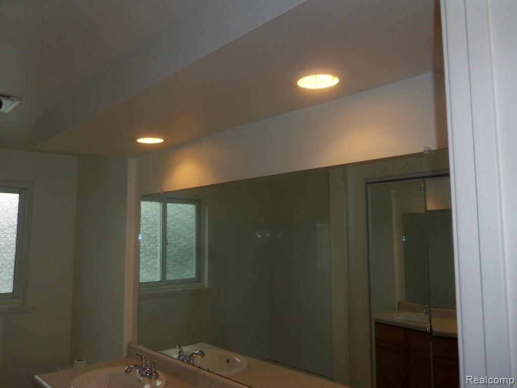3000 East 11 Mile Road Warren, MI 48091 - Photo 7 of 18 11 mile Rd 028.jpg
