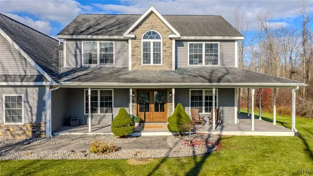 $899,000 | 7279 Highway 31, Cicero, NY 13039