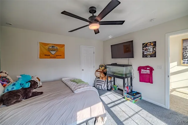 $899,000 | 7279 Highway 31, Cicero, NY 13039