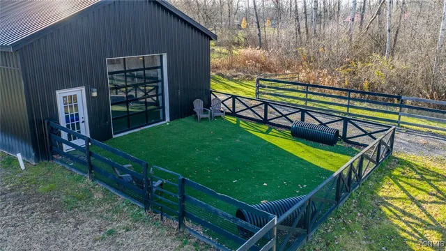 $899,000 | 7279 Highway 31, Cicero, NY 13039