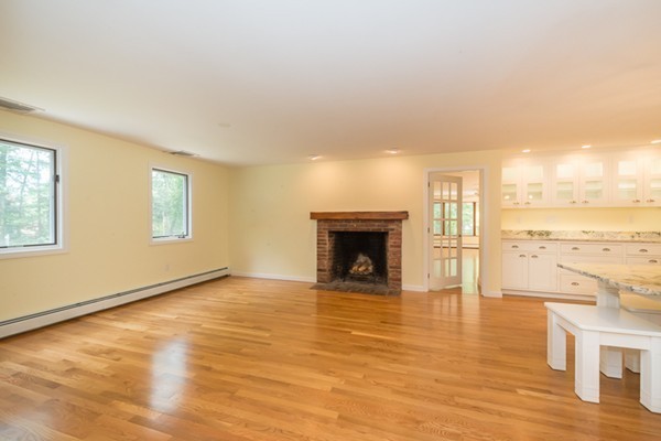 143 Bare Hill Road Boxford, MA 01921 - Photo 3 of 30 Gallery Image 3