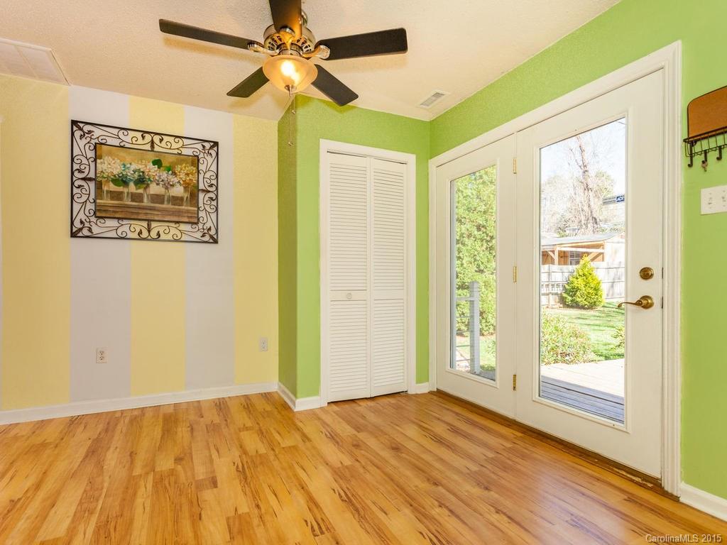 171 Lower Grassy Branch Road Asheville, NC 28805 - Photo 14 of 24 Gallery Image 14