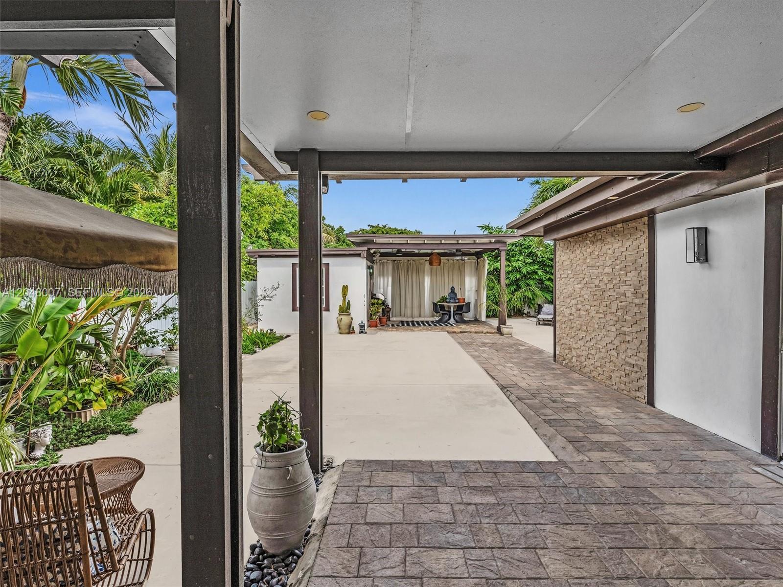 310 Southwest 65th Avenue Miami, FL 33144 - Photo 37 of 59