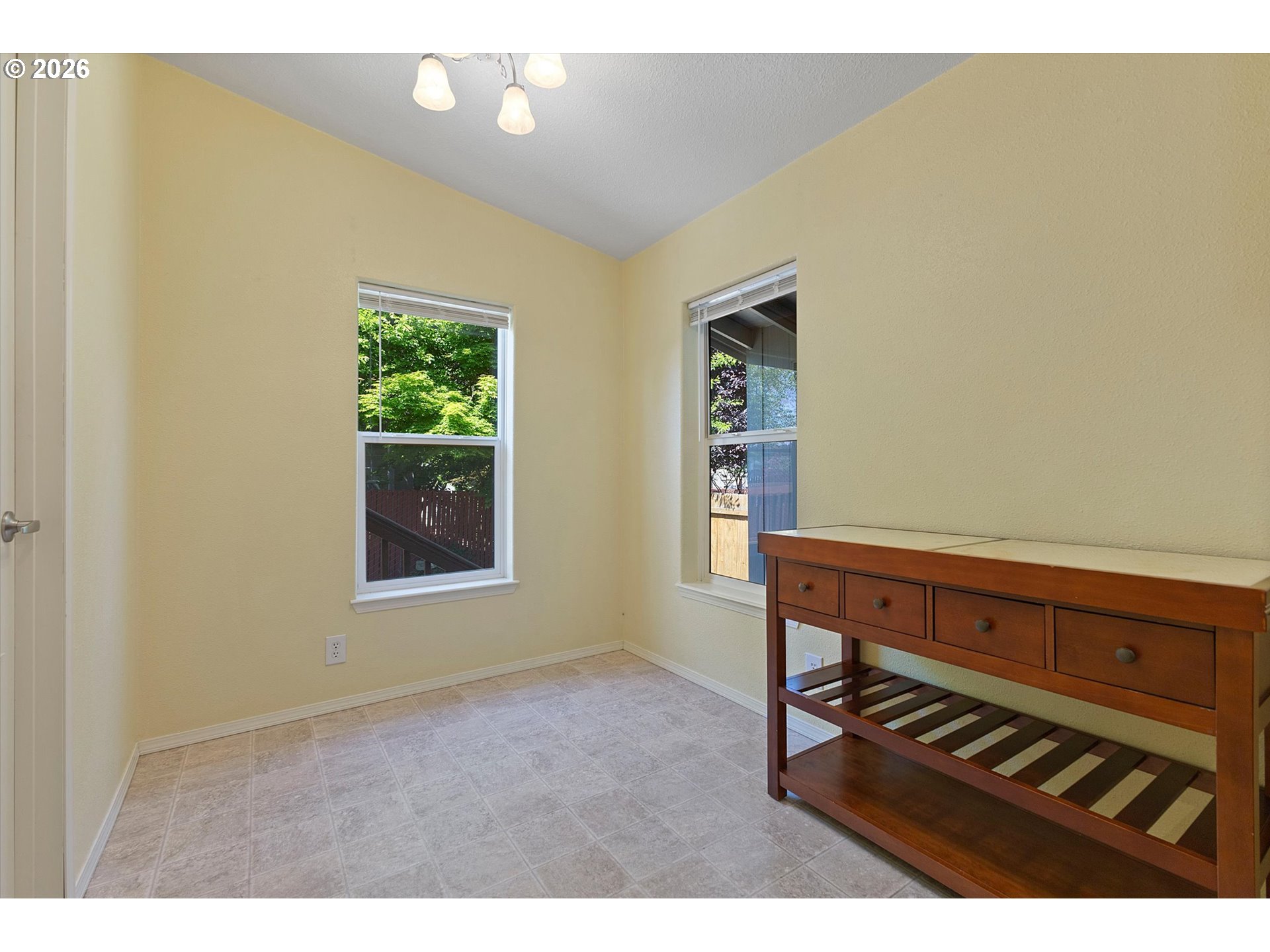 1949 Southeast Palmquist Road, Unit 73 Gresham, OR 97080 - Photo 9 of 26 Dining Area