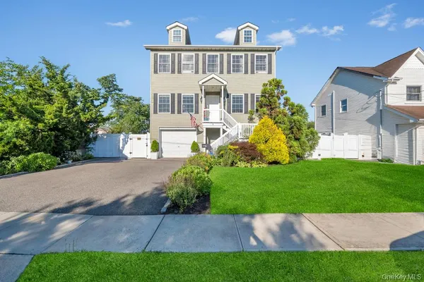 $699,999 | 49 Lester Avenue, Freeport, NY 11520