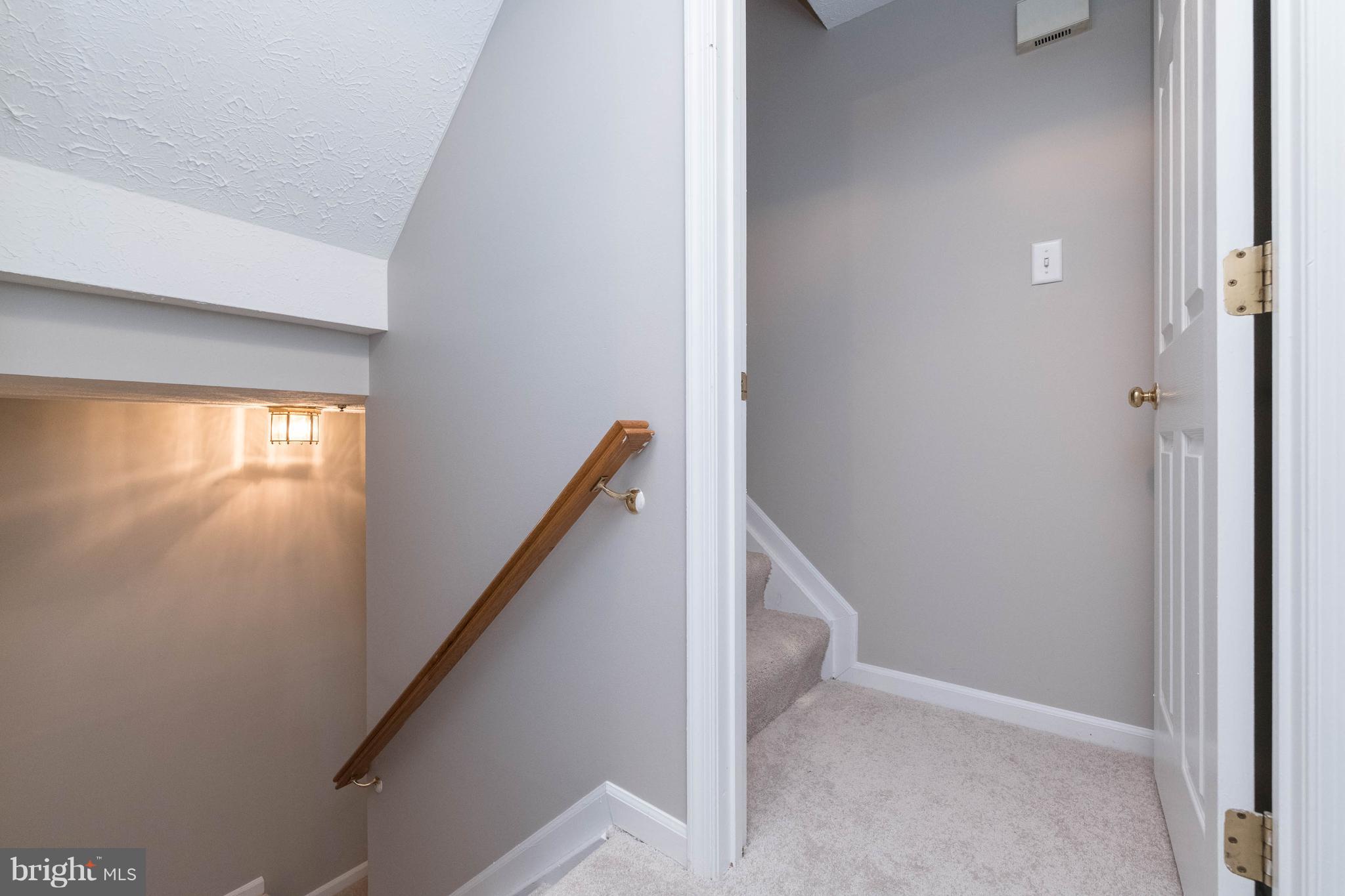 4132 Maple Path Circle, Unit 61 Baltimore, MD 21236 - Photo 33 of 47 a view of entryway