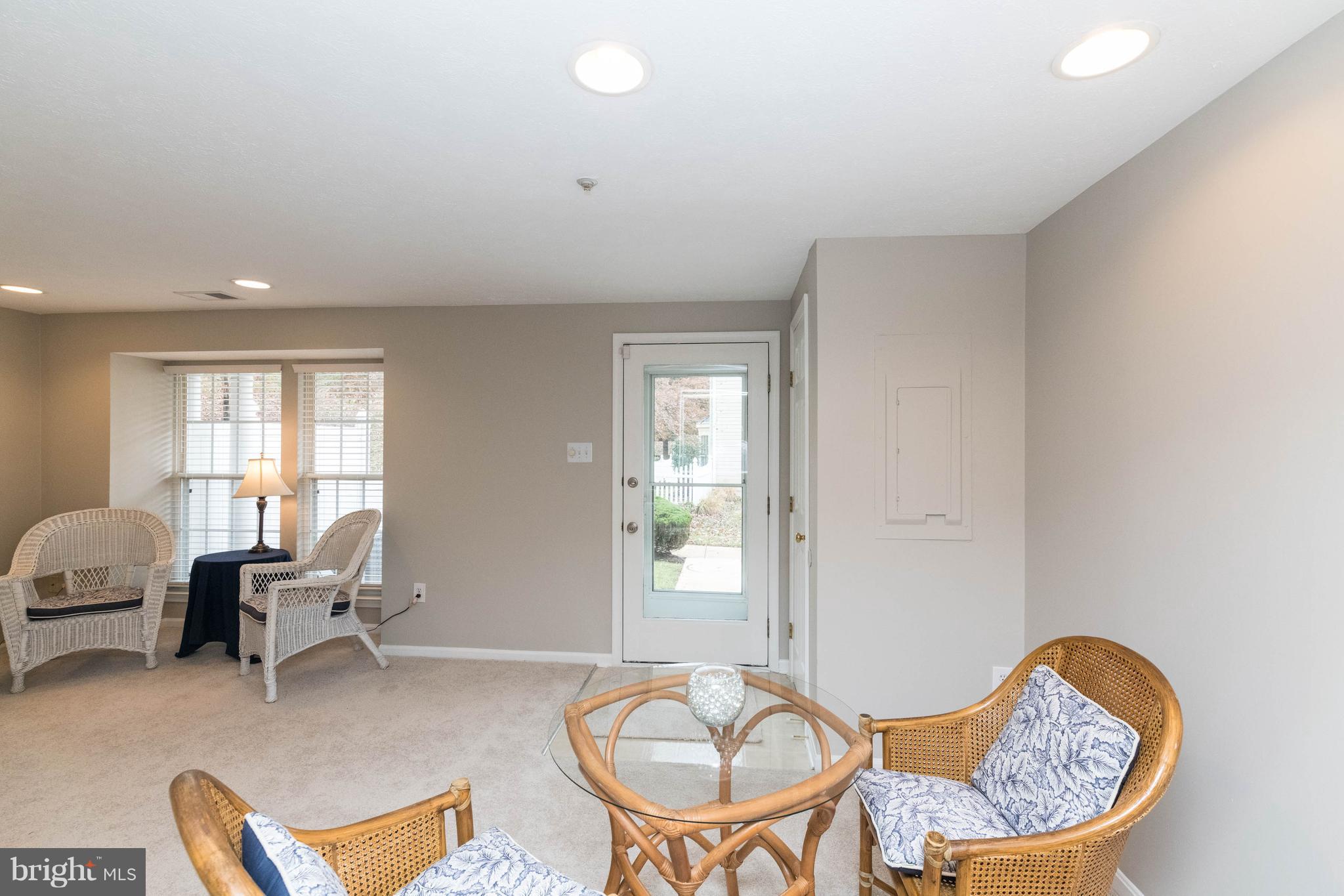 4132 Maple Path Circle, Unit 61 Baltimore, MD 21236 - Photo 7 of 47 a living room with furniture